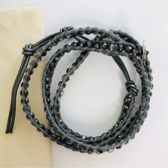 VICTORIA EMERSON Gray AB Crystal Leather Wrap Bracelet 3 Wrap - Picture 5 of 6
